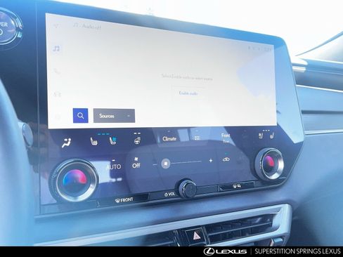 Certified 2023 Lexus RX 350 w/ Accessory Package (Z1) image 17