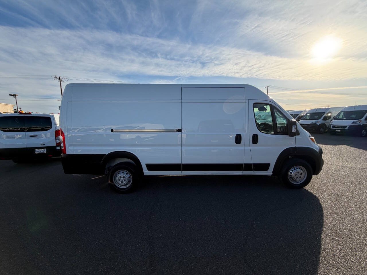 Used 2025 RAM ProMaster 3500 w/ Convenience Group FWD image 5