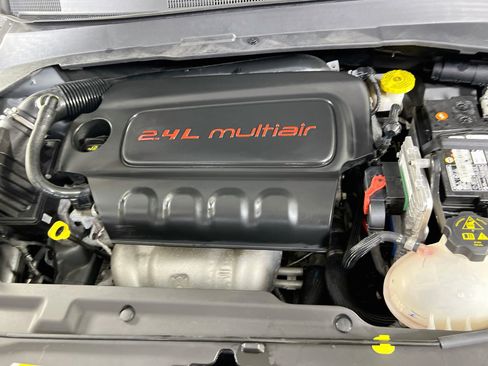 Used 2022 Jeep Compass Trailhawk AWD/4WD image 27