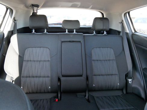 Used 2017 Kia Sportage LX image 14