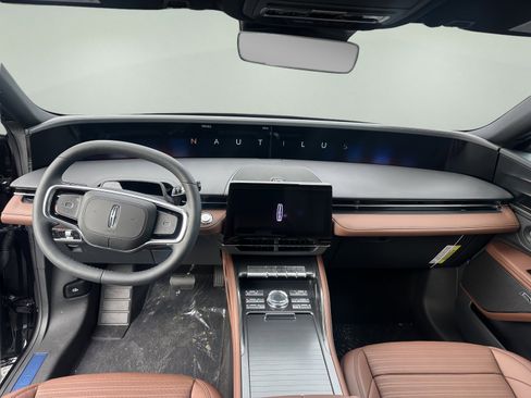 New 2026 Lincoln Nautilus Reserve image 11