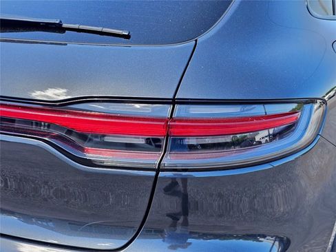 Used 2021 Porsche Macan AWD/4WD image 20