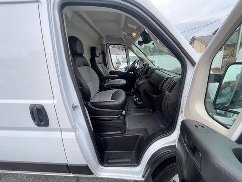 Used 2022 RAM ProMaster 3500 w/ Premium Convenience Group image 26