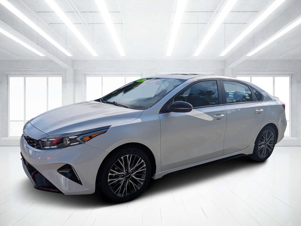 Used 2023 Kia Forte GT-Line w/ GT-Line Premium Package FWD image 7