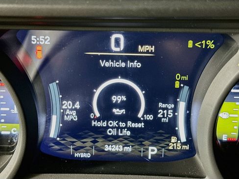 Used 2024 Jeep Wrangler Unlimited w/ Technology Group AWD/4WD image 18
