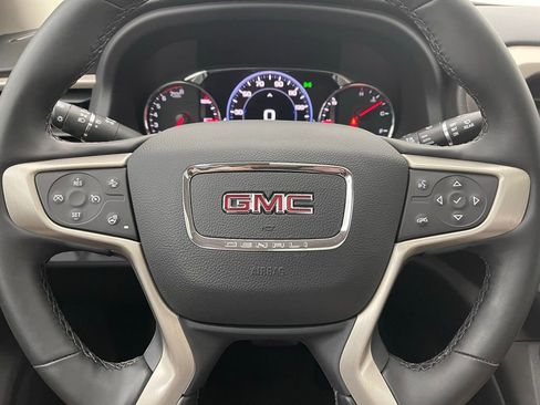 Used 2023 GMC Acadia Denali w/ Denali Ultimate Package FWD image 24
