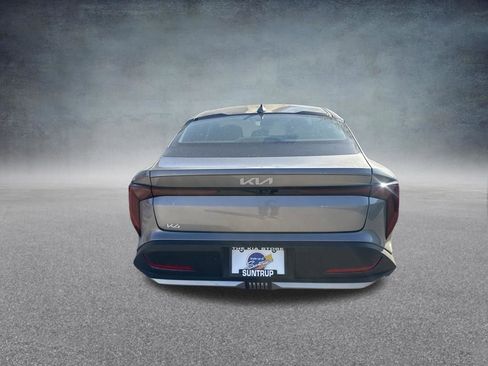 Used 2025 Kia K4 LXS image 36