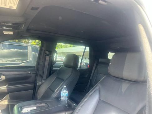 Used 2024 Chevrolet Tahoe Z71 w/ Luxury Package AWD/4WD image 22
