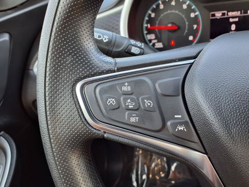Used 2025 Chevrolet Malibu LS FWD image 11