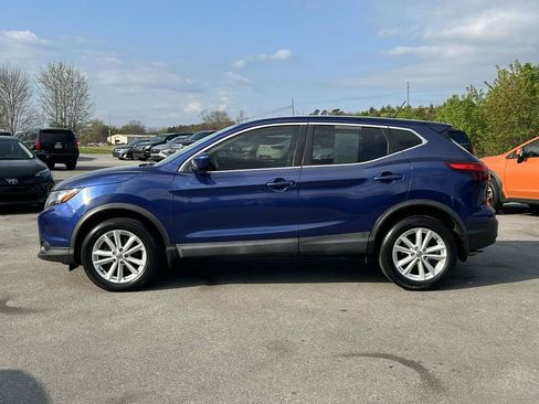 Used 2017 Nissan Rogue Sport S w/ S Appearance Package image 6