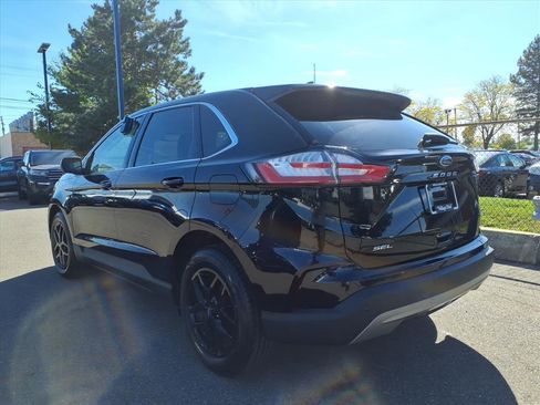 Certified 2022 Ford Edge SEL w/ Convenience Package image 9