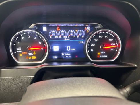 Used 2019 Chevrolet Silverado 1500 High Country image 14