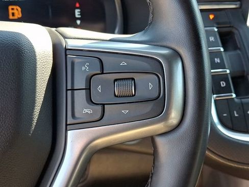 Used 2024 Chevrolet Suburban Premier AWD/4WD image 22
