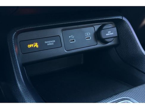 Used 2025 Honda Civic Sport image 30