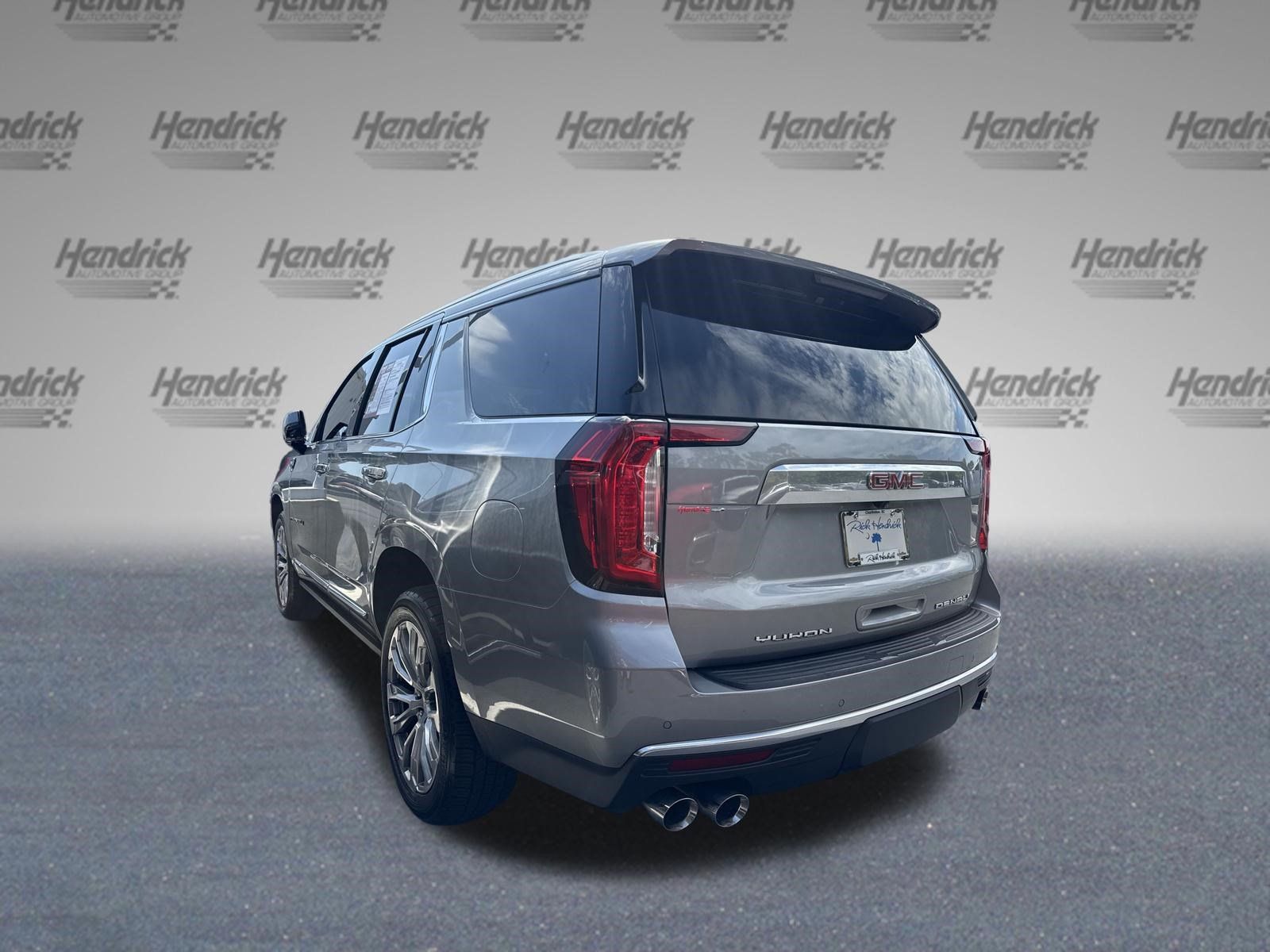Used 2023 GMC Yukon Denali RWD image 7