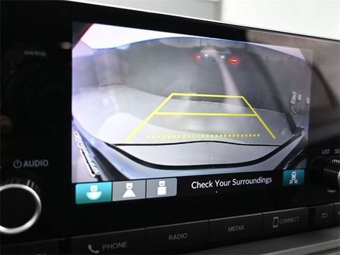 New 2025 Honda Accord SE image 9