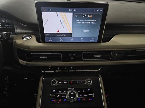 Used 2020 Lincoln Aviator Reserve w/ Equipment Group 201A image 34