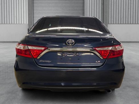 Used 2017 Toyota Camry LE FWD image 10