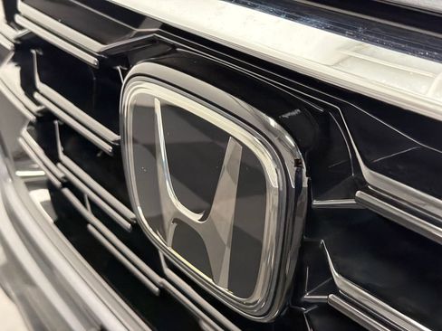 Used 2025 Honda CR-V EX image 14