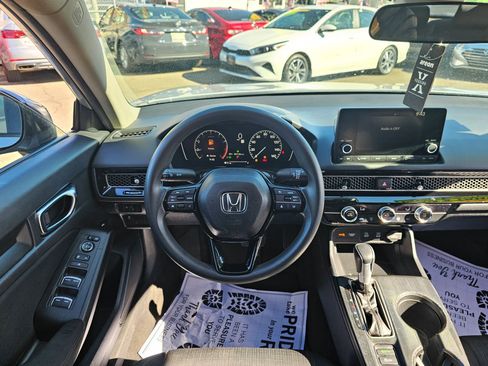 Used 2025 Honda Civic LX image 17