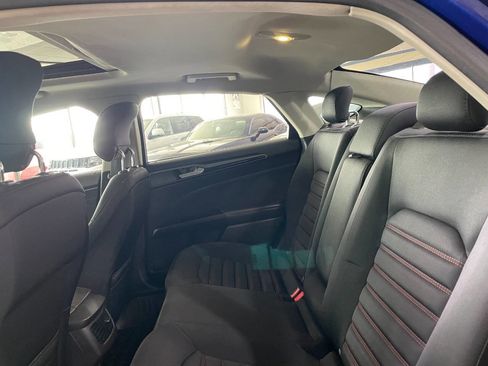 Used 2014 Ford Fusion SE w/ Equipment Group 201A image 18