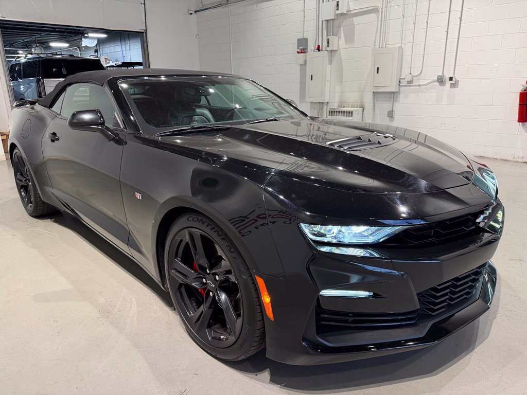 Used 2023 Chevrolet Camaro SS RWD image 3