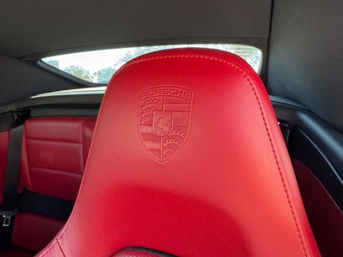 Used 2015 Porsche 911 Turbo S image 57