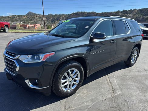 Used 2019 Chevrolet Traverse LT image 4