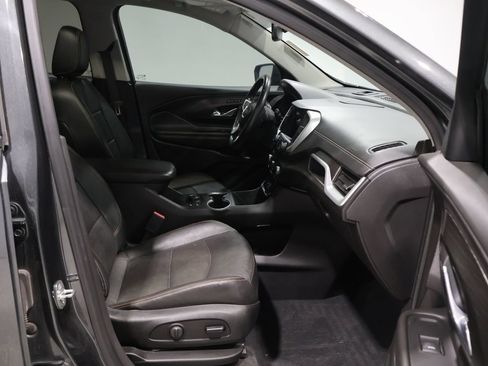Used 2021 GMC Terrain SLT w/ Infotainment Package II AWD/4WD image 25