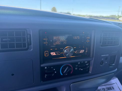 Used 1999 Ford F250 XLT RWD image 8