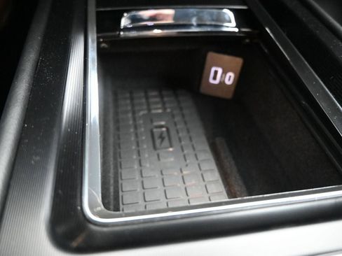 New 2026 Lincoln Corsair Premiere image 22