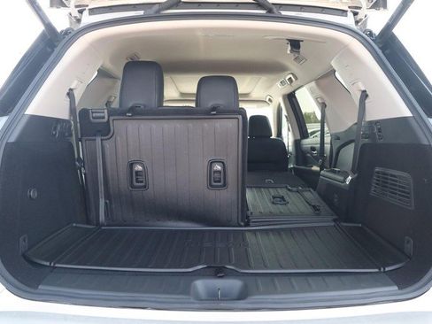 New 2025 Nissan Pathfinder Platinum w/ Cargo Package image 8