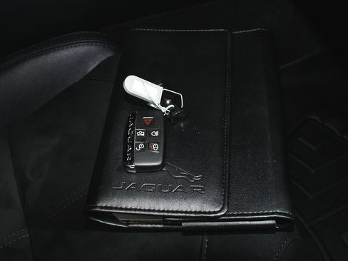 Used 2021 Jaguar F-TYPE R-Dynamic AWD/4WD image 47