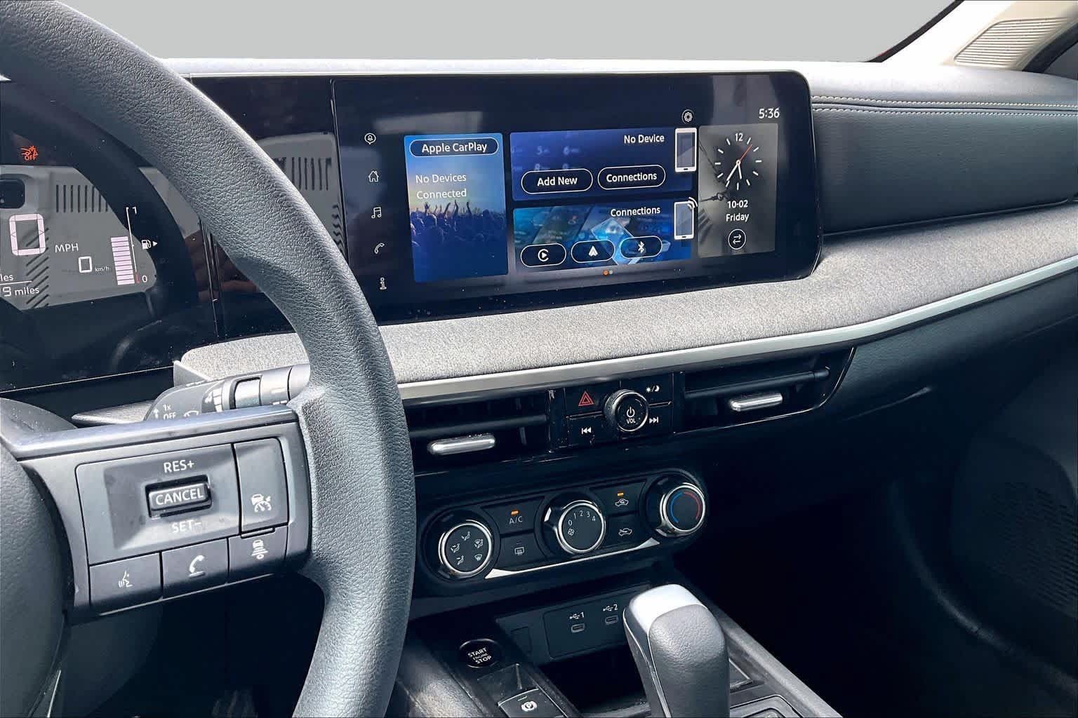 Certified 2025 Nissan Kicks SV FWD image 7
