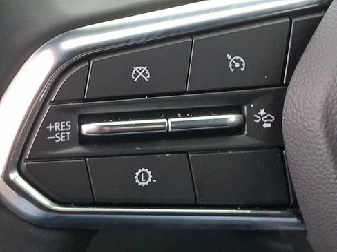 Used 2025 Chevrolet Equinox LT AWD/4WD image 21