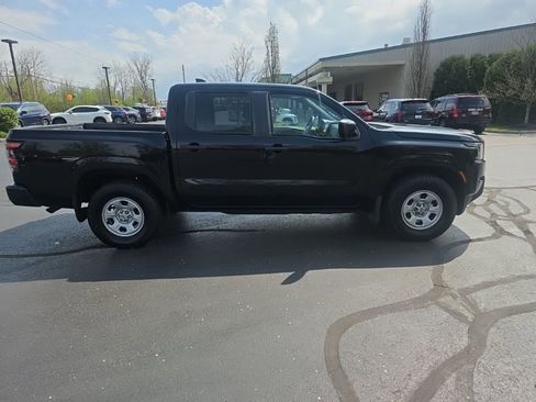 Used 2022 Nissan Frontier S w/ Technology Package image 9