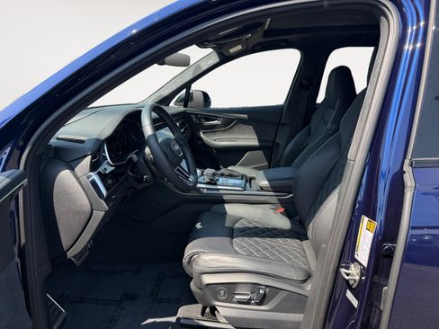 Used 2023 Audi SQ7 Prestige AWD/4WD image 10