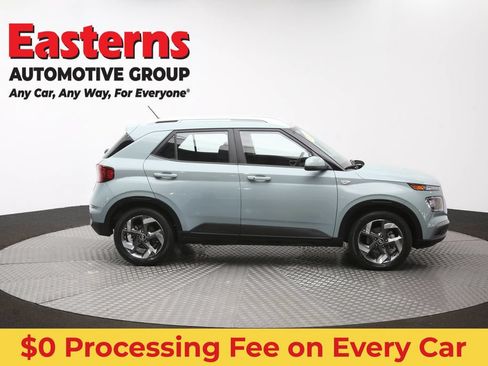 Used 2025 Hyundai Venue SEL FWD image 47