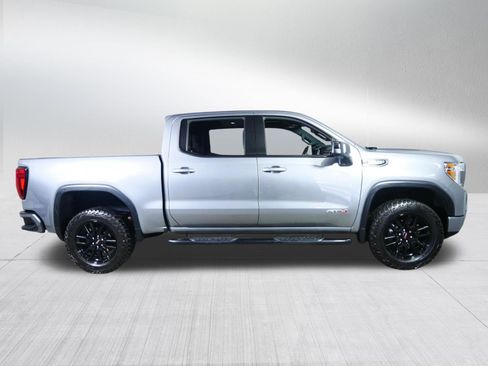Used 2022 GMC Sierra 1500 AT4 w/ AT4 Premium Package AWD/4WD image 8