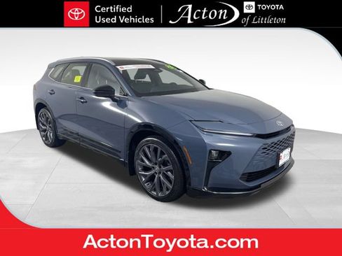 Certified 2025 Toyota Crown Signia w/ Advanced Technology Package AWD/4WD image 1