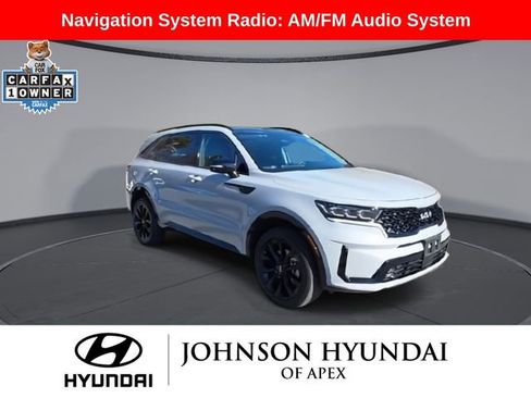 Used 2023 Kia Sorento SX image 2