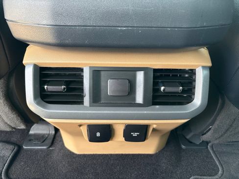 Used 2022 Ford F150 Lariat w/ Equipment Group 501A Mid AWD/4WD image 14