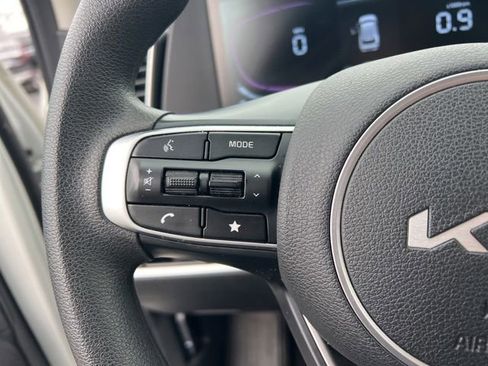 Used 2024 Kia Sportage LX image 14