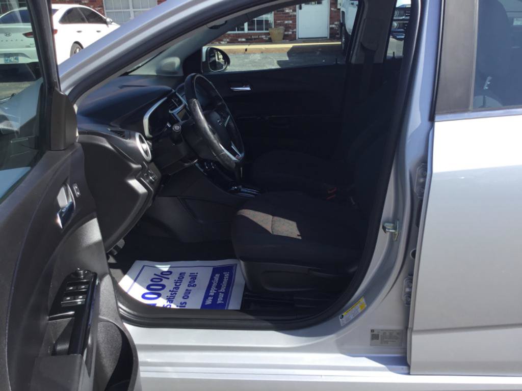 Used 2018 Chevrolet Sonic LT w/ RS Package FWD image 26