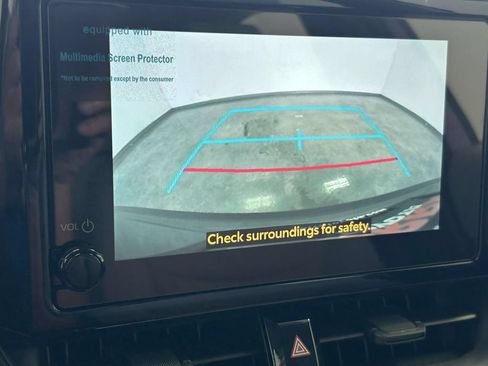 Used 2026 Toyota Corolla Cross L FWD image 23