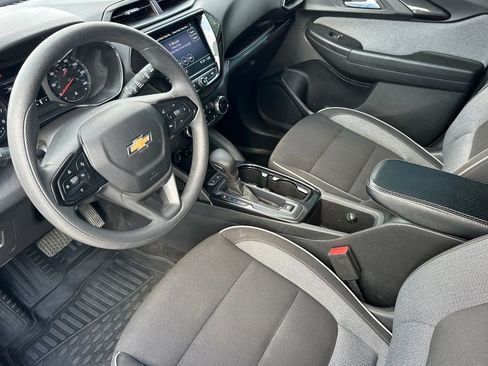 Used 2023 Chevrolet TrailBlazer LT w/ Convenience Package AWD/4WD image 10