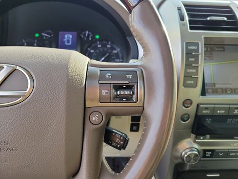 Used 2015 Lexus GX 460 image 23