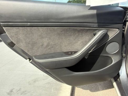Used 2021 Tesla Model 3 Performance AWD/4WD image 16