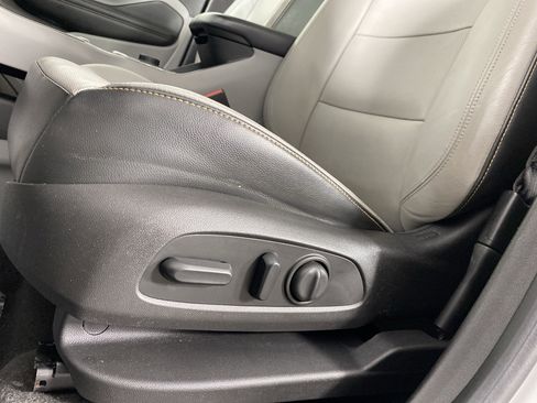 Used 2018 GMC Terrain SLT w/ Preferred Package image 18