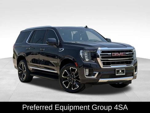 Used 2023 GMC Yukon SLT w/ SLT Premium Package AWD/4WD image 2